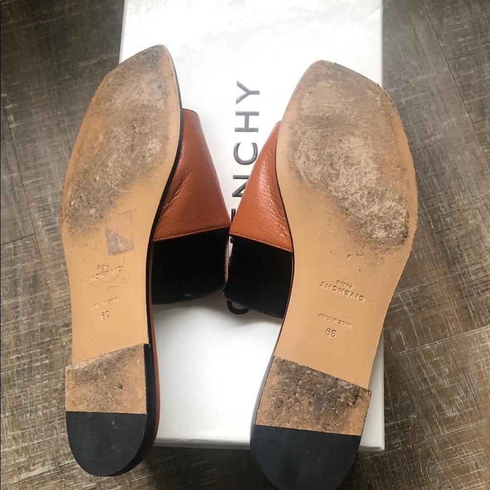 Givenchy Tan Leather Slide Sandals with Gold Emblem - Picture 4 of 8